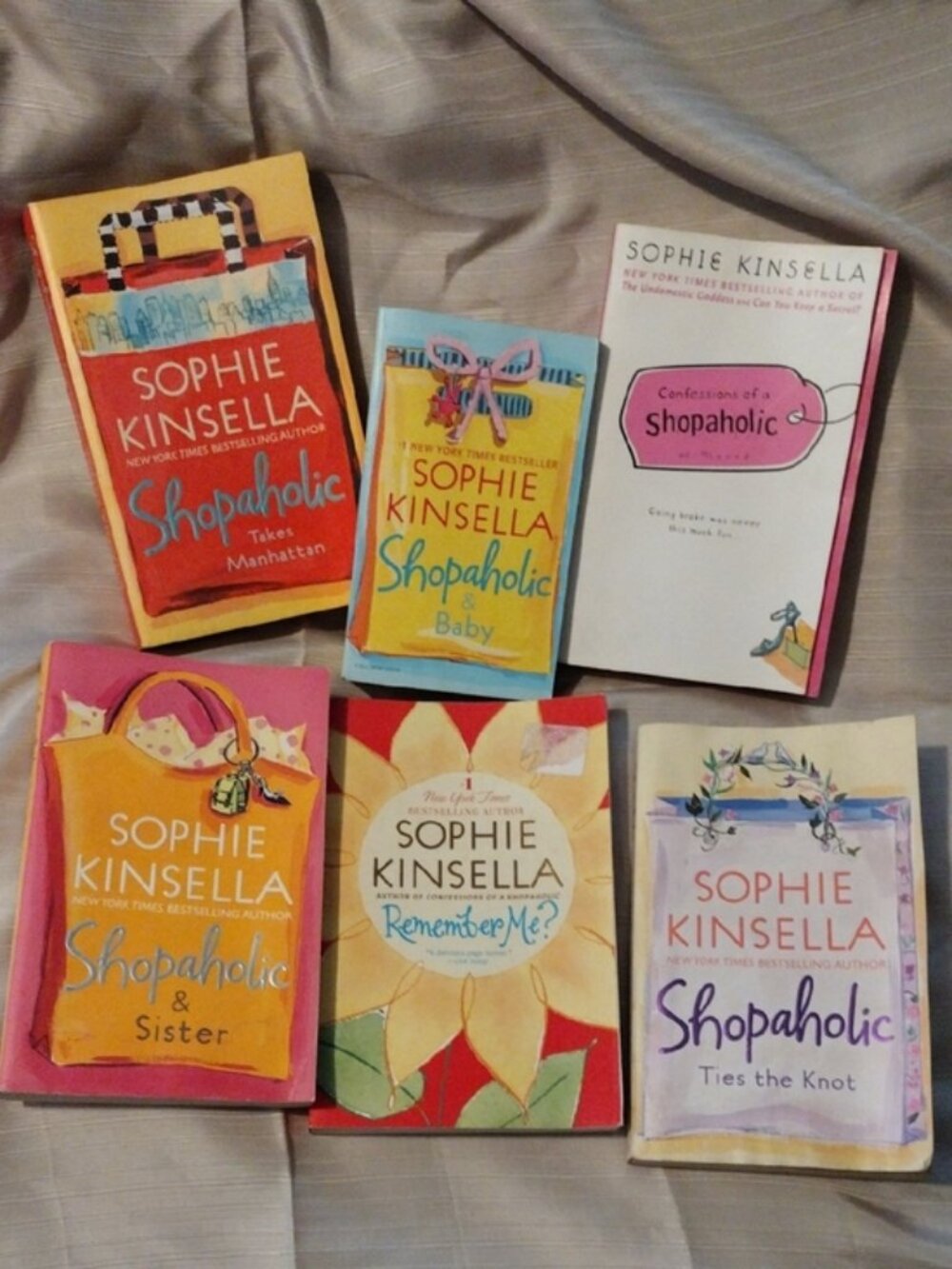 Shopaholic Book Collection - Bundle Of 6 Paperback And Softcover Books
